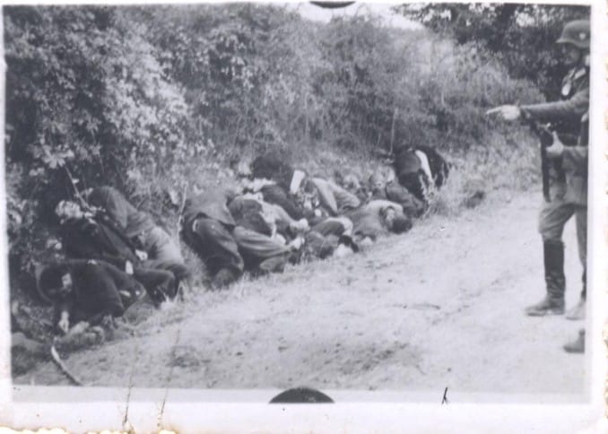 Fotoğraf: Alman askerleri tarafından öldürülen siviller.