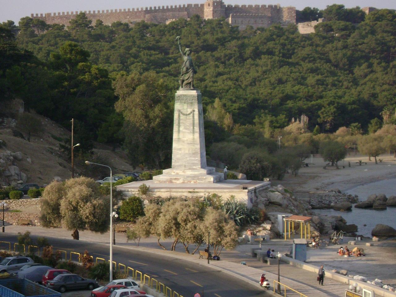 Statue of Liberty in Mytilini Photo from Tsamakia in Lesvos | Greece.com
